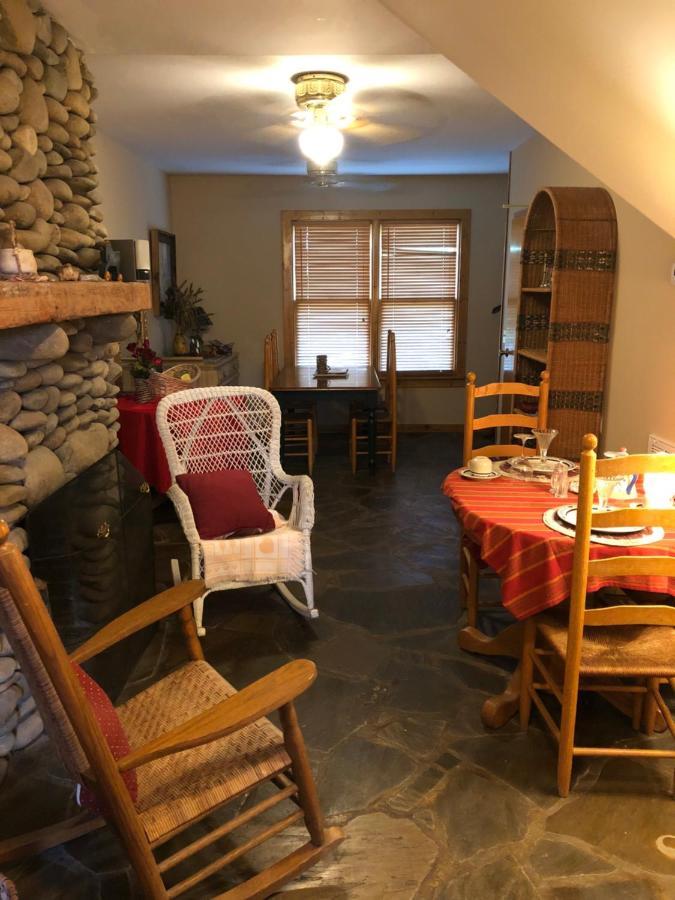 Smokies Bed And Breakfast - Evergreen Cottage Inn Pigeon Forge Eksteriør billede