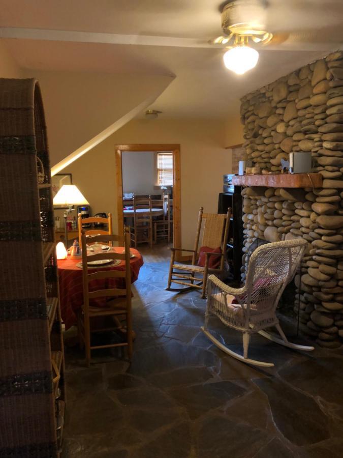 Smokies Bed And Breakfast - Evergreen Cottage Inn Pigeon Forge Eksteriør billede