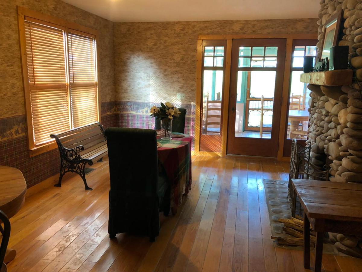Smokies Bed And Breakfast - Evergreen Cottage Inn Pigeon Forge Eksteriør billede